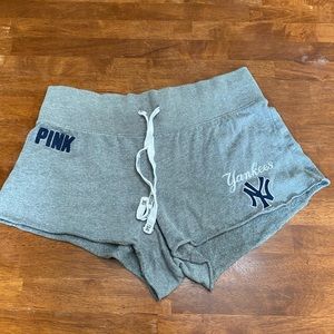 PINK MLB Yankees cotton shorts
